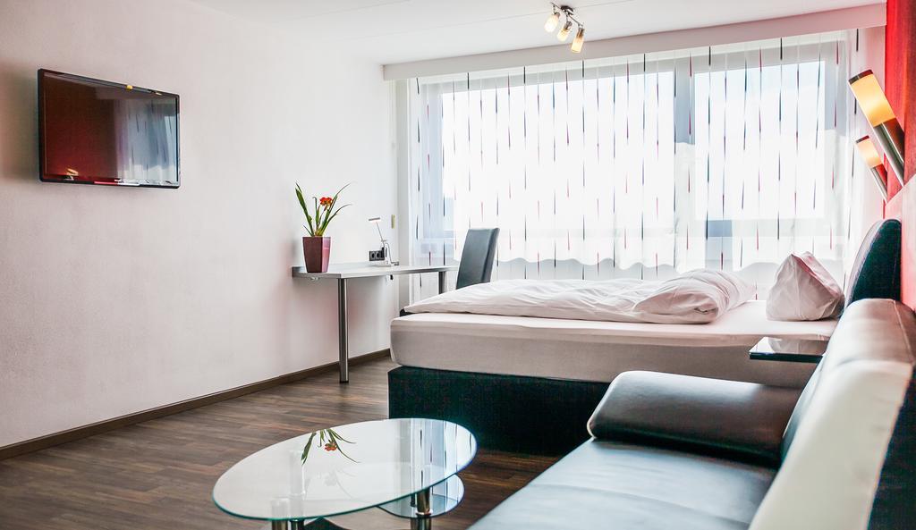City Hotel ハイルブロン 部屋 写真